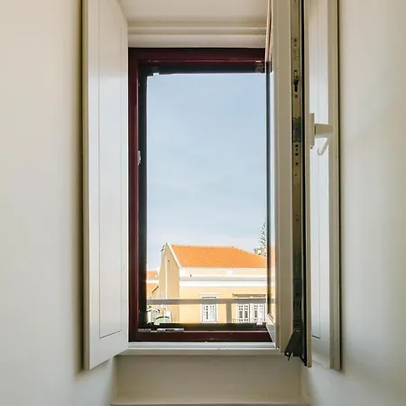 Rent4rest Downtown Tiny 公寓 *