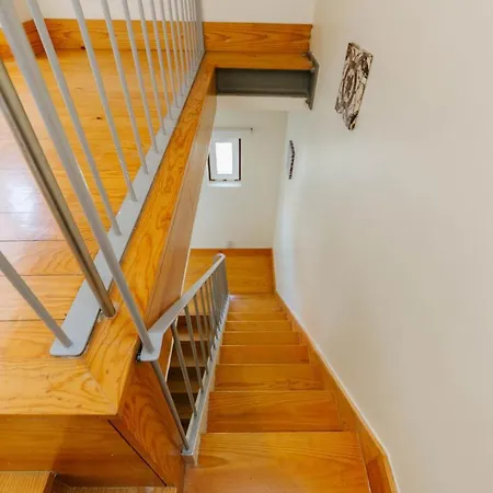 Rent4rest Downtown Tiny 公寓 *