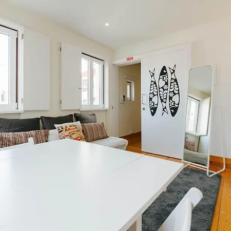Rent4rest Downtown Tiny 公寓 *