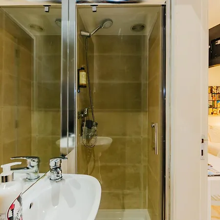 Апартаменти Rent4rest Downtown Tiny