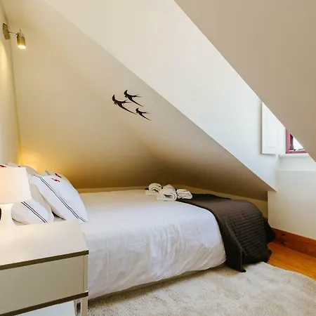 Rent4rest Downtown Tiny Лісабон