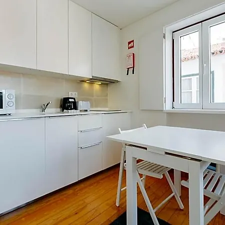 Rent4rest Downtown Tiny Apartman