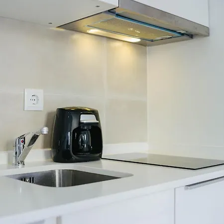 아파트 Rent4rest Downtown Tiny 리스본