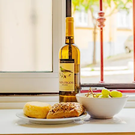 Rent4rest Downtown Tiny アパート リスボン