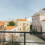 Rent4rest Downtown Tiny Apartman Lisboa